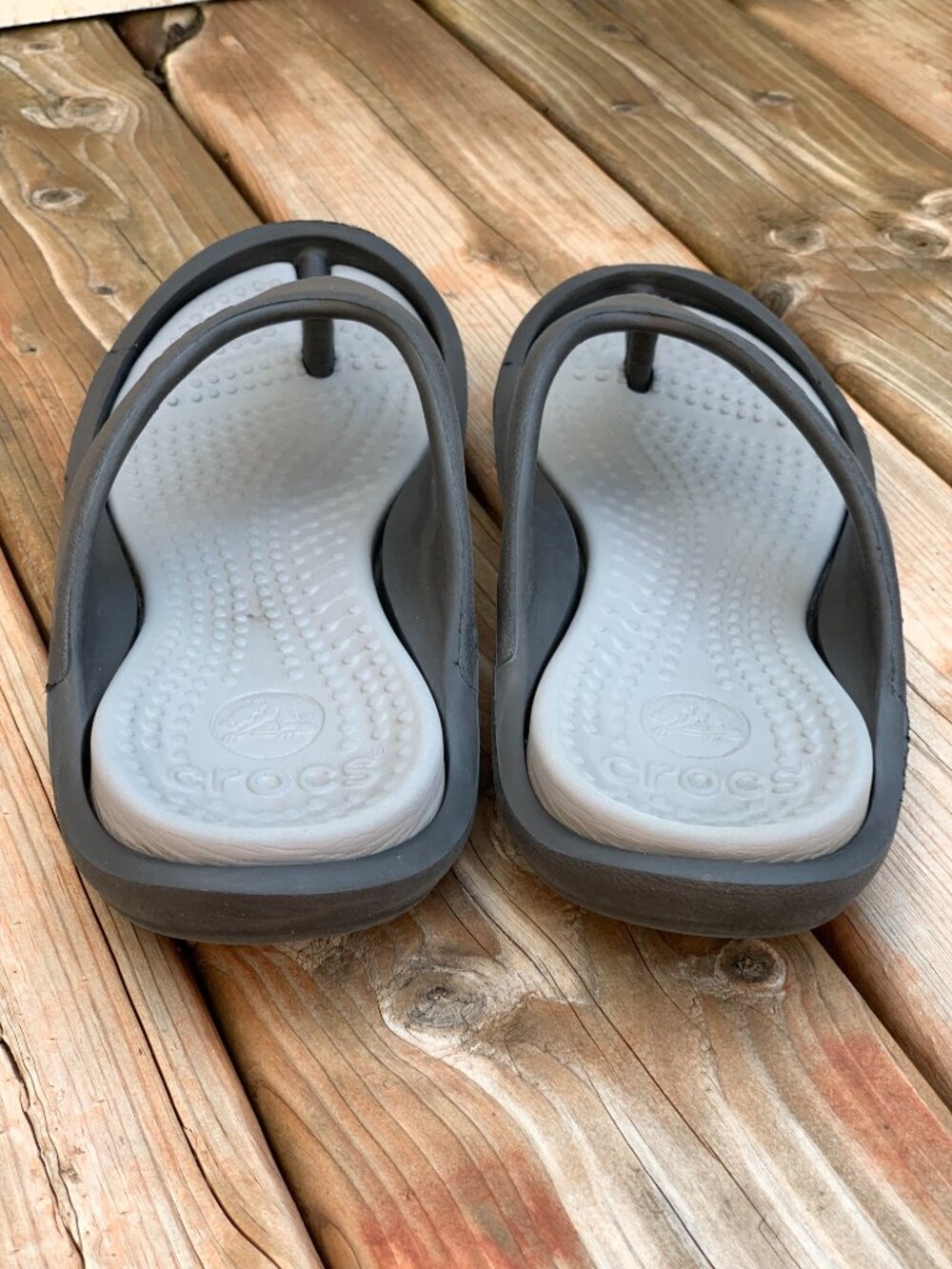 Crocs Athen Flip Flops Unisex Sandals Mens 9 Womens 11 Gray Casual Beach Summer - Picture 6 of 10